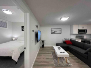 Cozy New Suite in NW Calgary